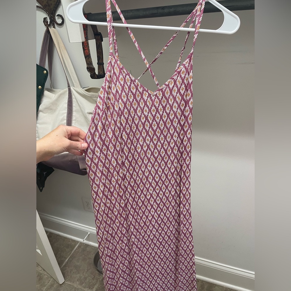 Gap, XS. Strappy, okay print, midi length. EUC